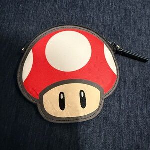 Super Mario Bros red mushroom coin purse